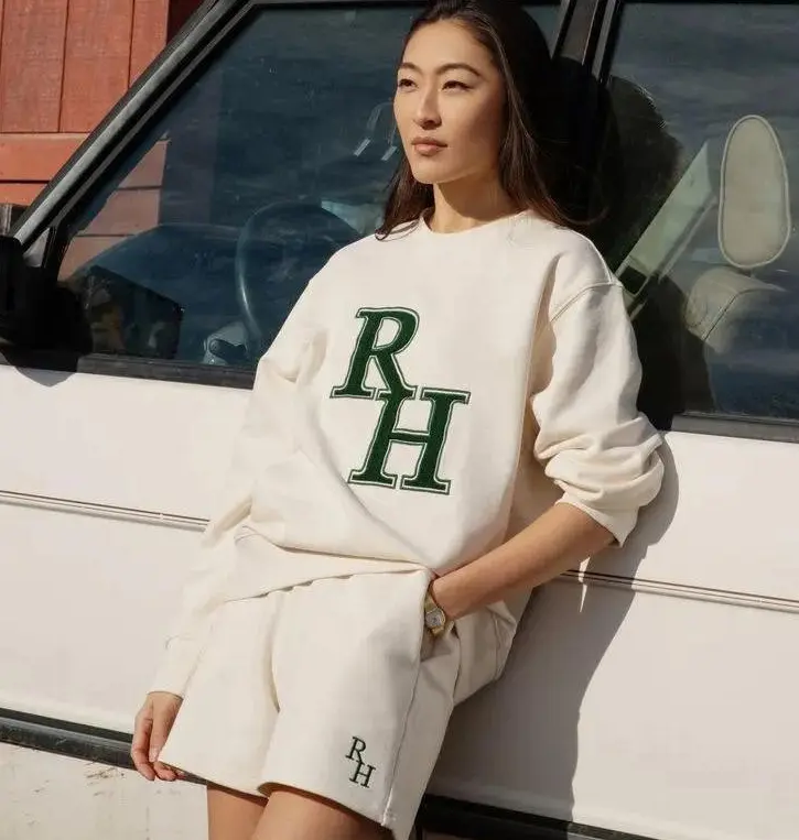 Sporty Chic: The Timeless Trend That Blends Comfort and Elegance